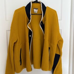 The North Face Cragmont Fleece Jacket